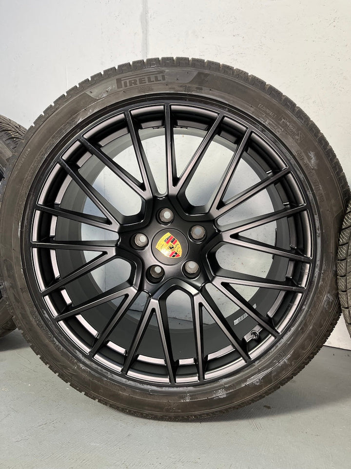 Porsche Cayenne Coupe 21 Zoll E3 9Y0 RS Spyder Winter Räder DOT 2022 6,5mm