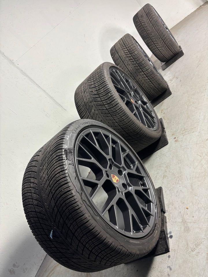 Porsche 992.2 RS SPYDER Winter Räder Anthrazitgrau -25% UNTER LP MwSt.