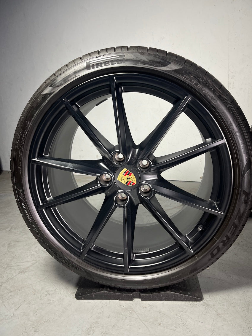 Porsche 992.1 20 21 Zoll Carrera S Sommerräder Pirelli DOT2022
