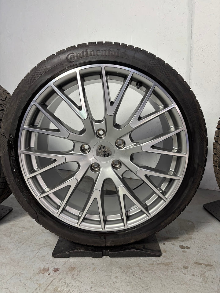 Porsche Panamera G3 976 21 Zoll Exclusive Design Winter Räder Continental 85% 2024