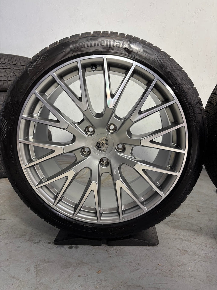 Porsche Panamera G3 976 21 Zoll Exclusive Design Winter Räder Continental 85% 2024