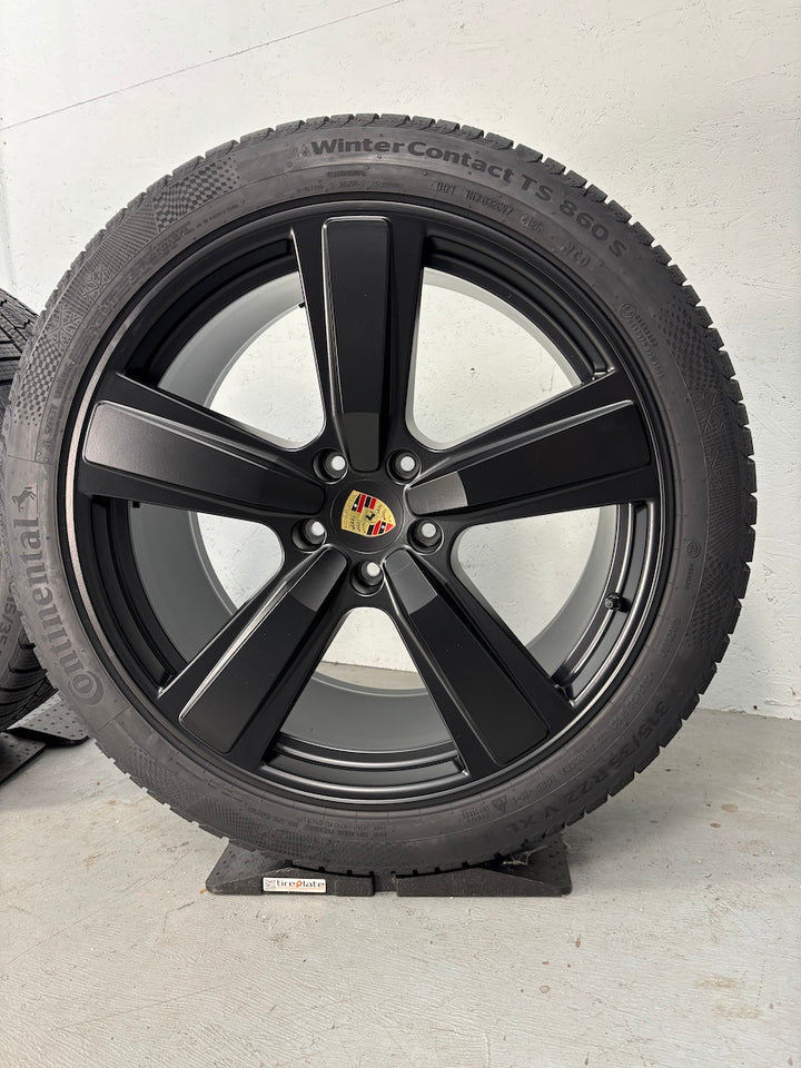 Porsche Cayenne Coupe E3 II 22 Zoll Exclusive Design Winter Continental NEU 2025