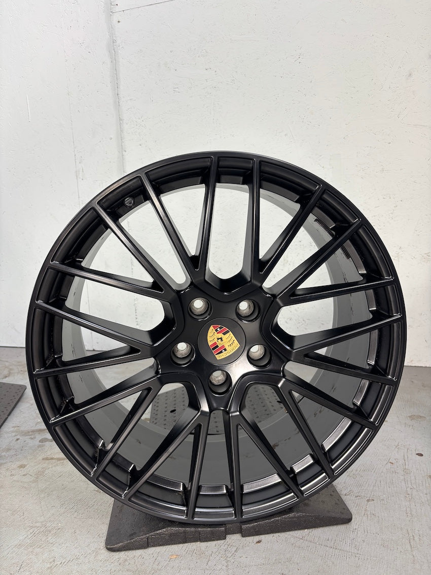 Porsche Cayenne Coupe 21 Zoll E3 9Y0 RS Spyder Felgen TOP ORIGINAL