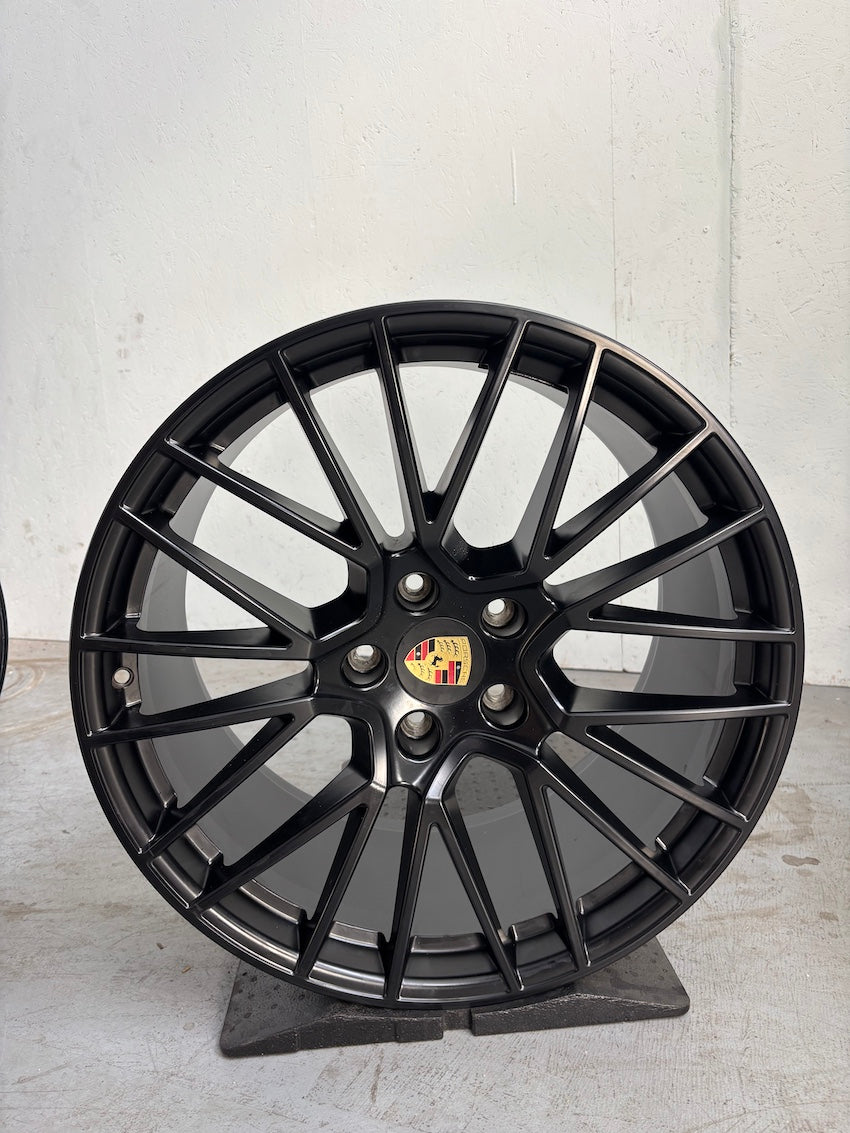 Porsche Cayenne Coupe 21 Zoll E3 9Y0 RS Spyder Felgen TOP ORIGINAL