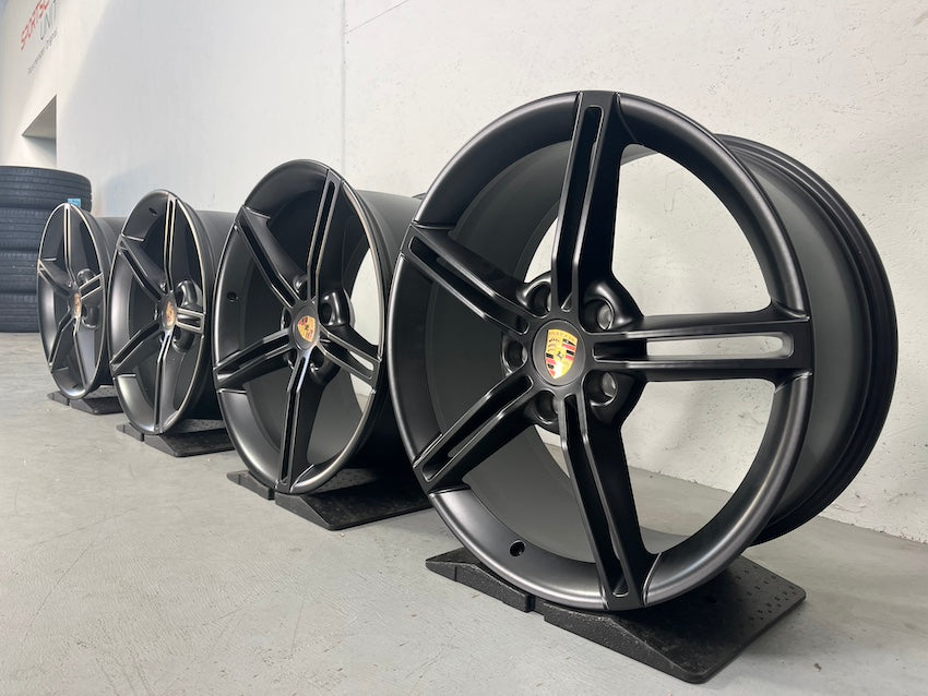 Porsche Taycan 21 Zoll MISSION E Felgen schwarz seidenglanz JE1 NEU