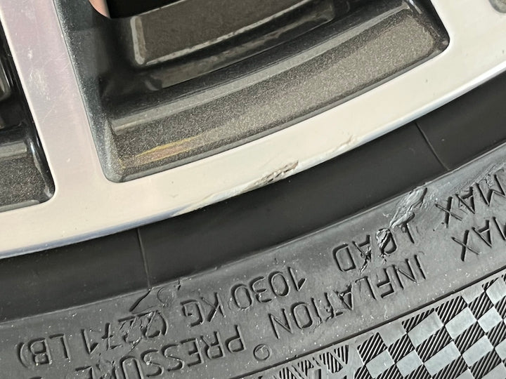 Porsche Cayenne E3 I 9Y0 21 Zoll RS Spyder Winter Räder Conti MwSt.awb.