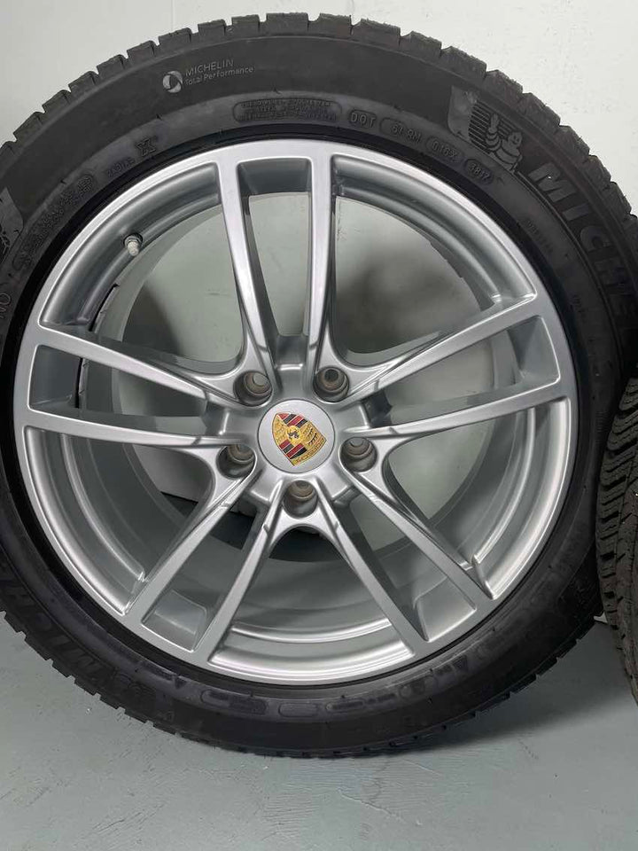 Porsche Cayenne COUPE 20 Zoll E3 SPORT 9Y0 Winterräder Pirelli DOT2023 NEU