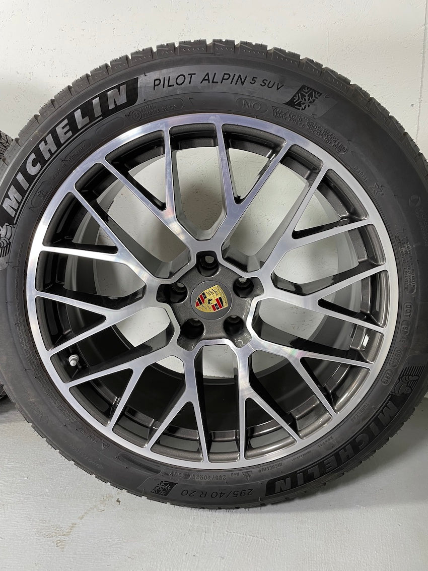 Porsche Macan I+II 20 Zoll RS Spyder Winter Räder Michelin 7mm DOT2020