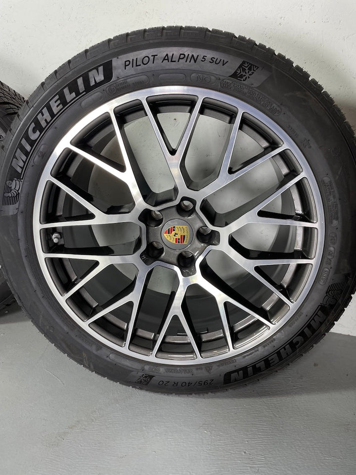 Porsche Macan I+II 20 Zoll RS Spyder Winter Räder Michelin 7mm DOT2020