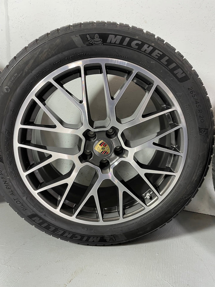 Porsche Macan I+II 20 Zoll RS Spyder Winter Räder Michelin 7mm DOT2020