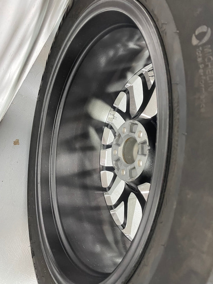 Porsche Macan I+II 20 Zoll RS Spyder Winter Räder Michelin 7mm DOT2020