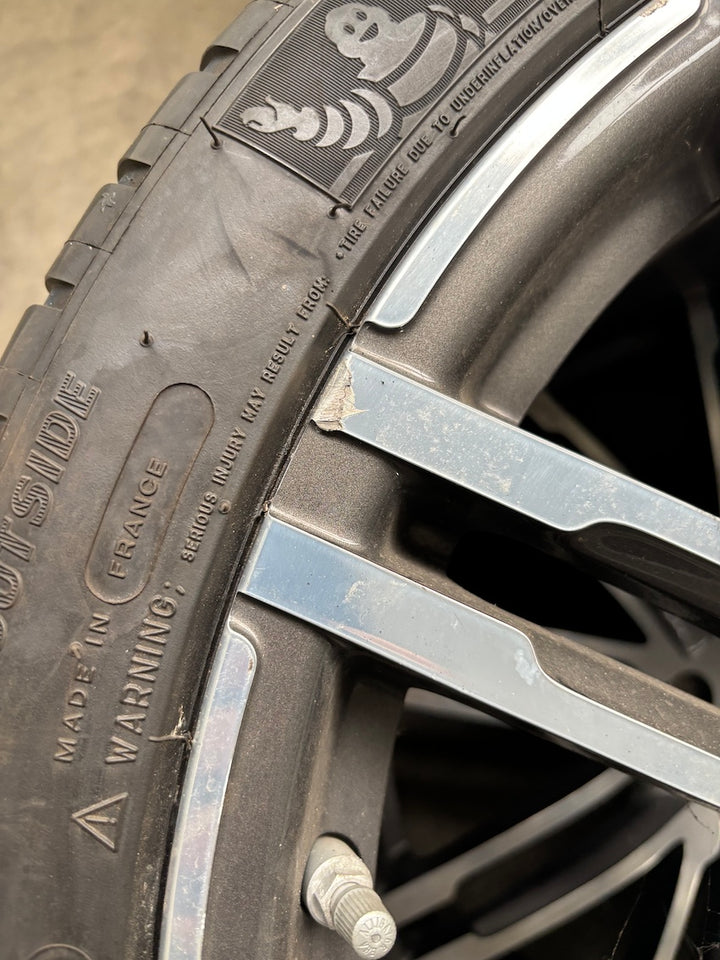 Porsche Macan I 21 Turbo III Sommer Räder NEUREIFEN MICHELIN N0