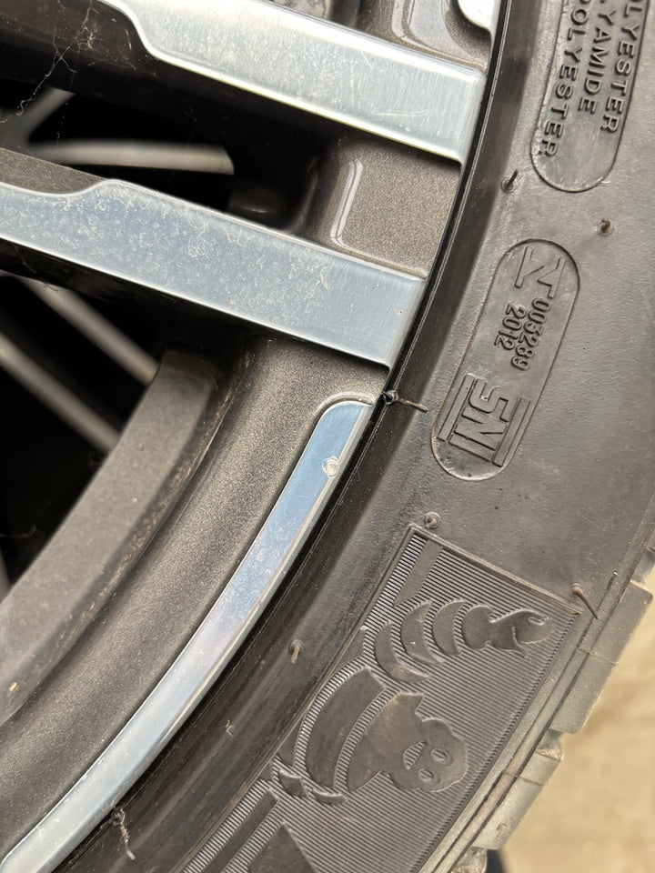 Porsche Macan I 21 Turbo III Sommer Räder NEUREIFEN MICHELIN N0