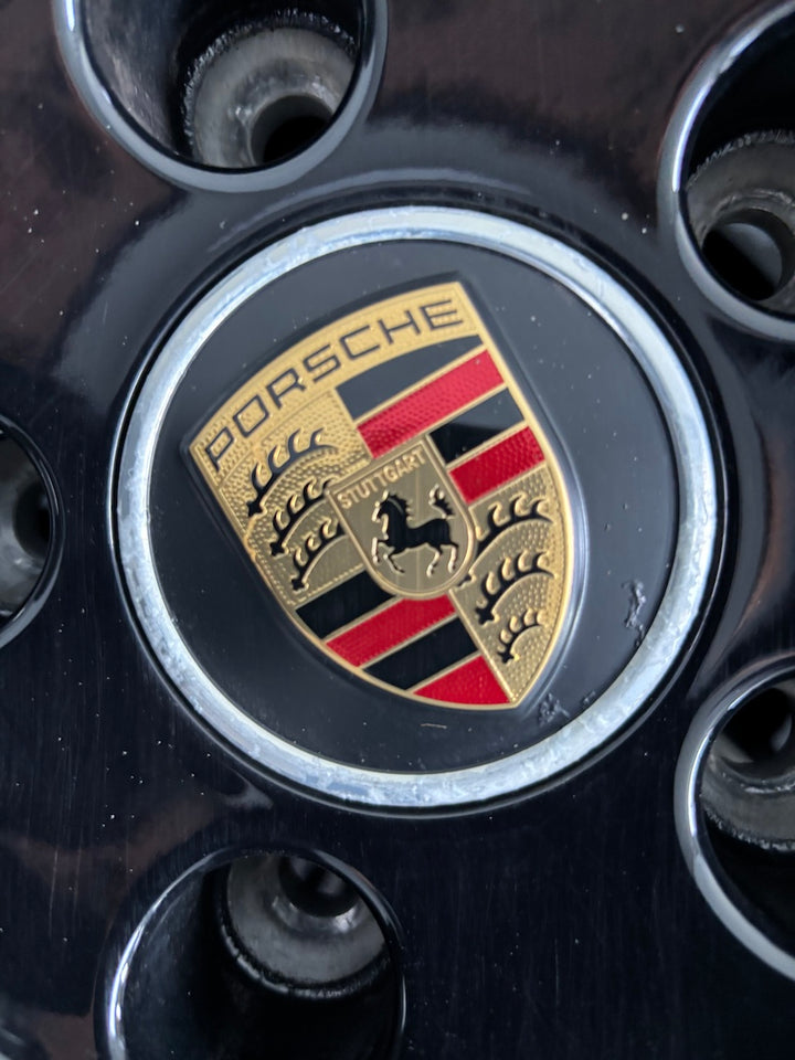 Porsche Taycan 20 Zoll Sport Aero Winterräder Pirelli MwSt.awb. 7mm 95%
