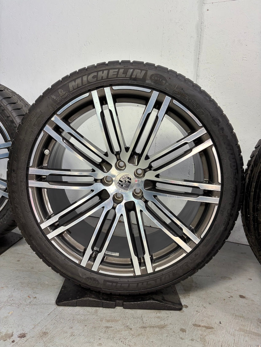 Porsche Macan I 21 Turbo III Sommer Räder NEUREIFEN MICHELIN N0