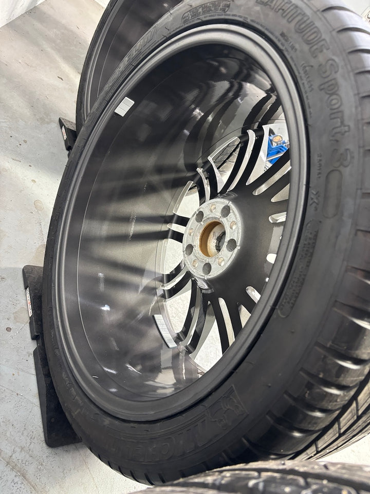 Porsche Macan I 21 Turbo III Sommer Räder NEUREIFEN MICHELIN N0