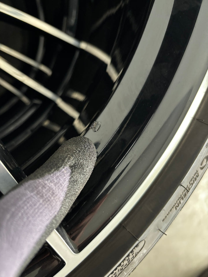 Porsche 992 20 21 Zoll Turbo S Winter Räder Michelin TOP