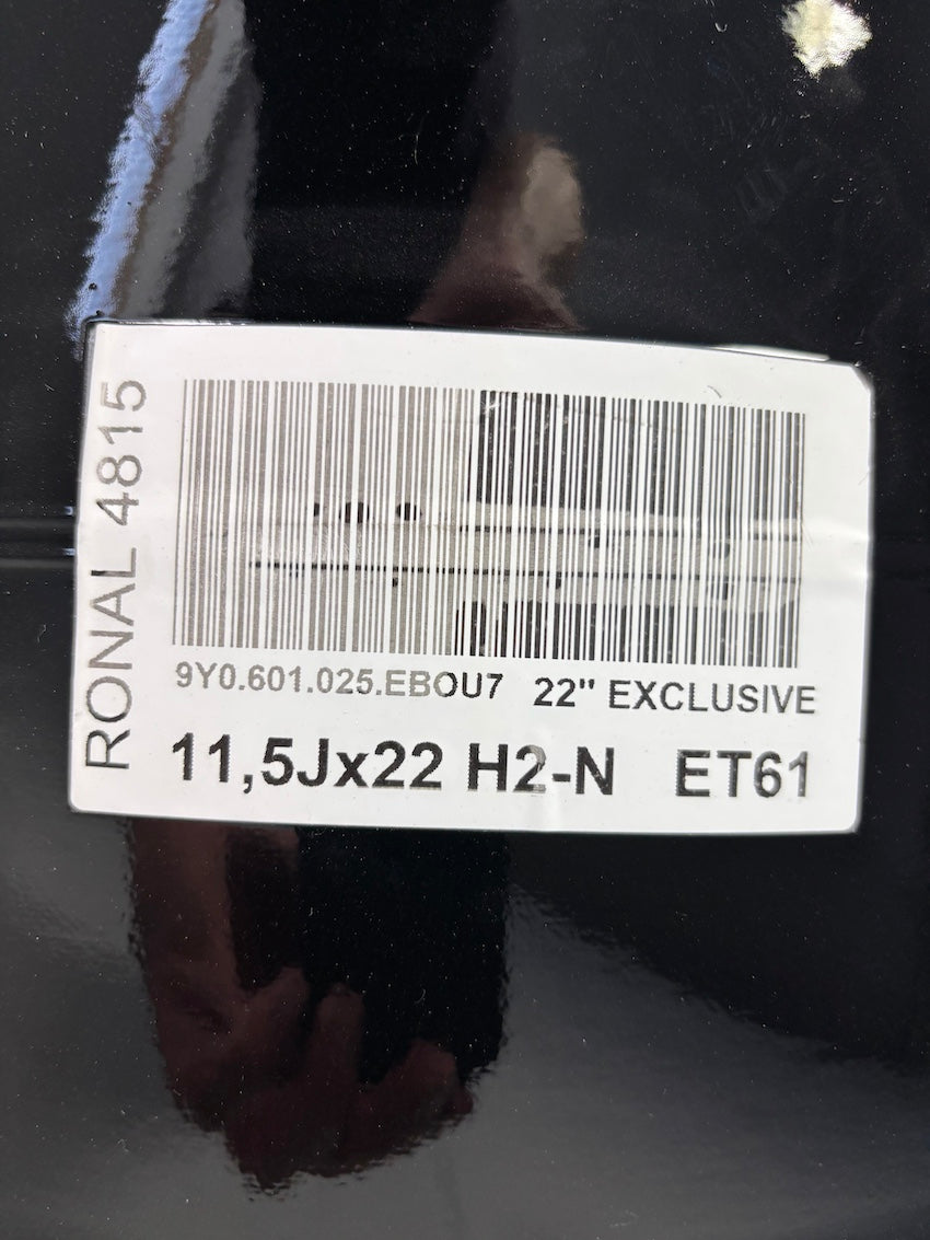 Porsche Cayenne E3 II 22 Zoll Exclusive Design Felgen NEU glanzschwarz OU7