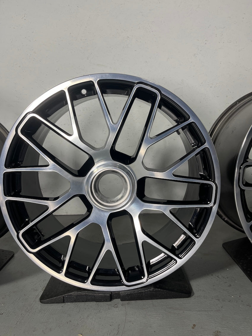 Porsche 991.2 20 Zoll GTS Winter Felgen Turbo S neuwertig ORIGINAL