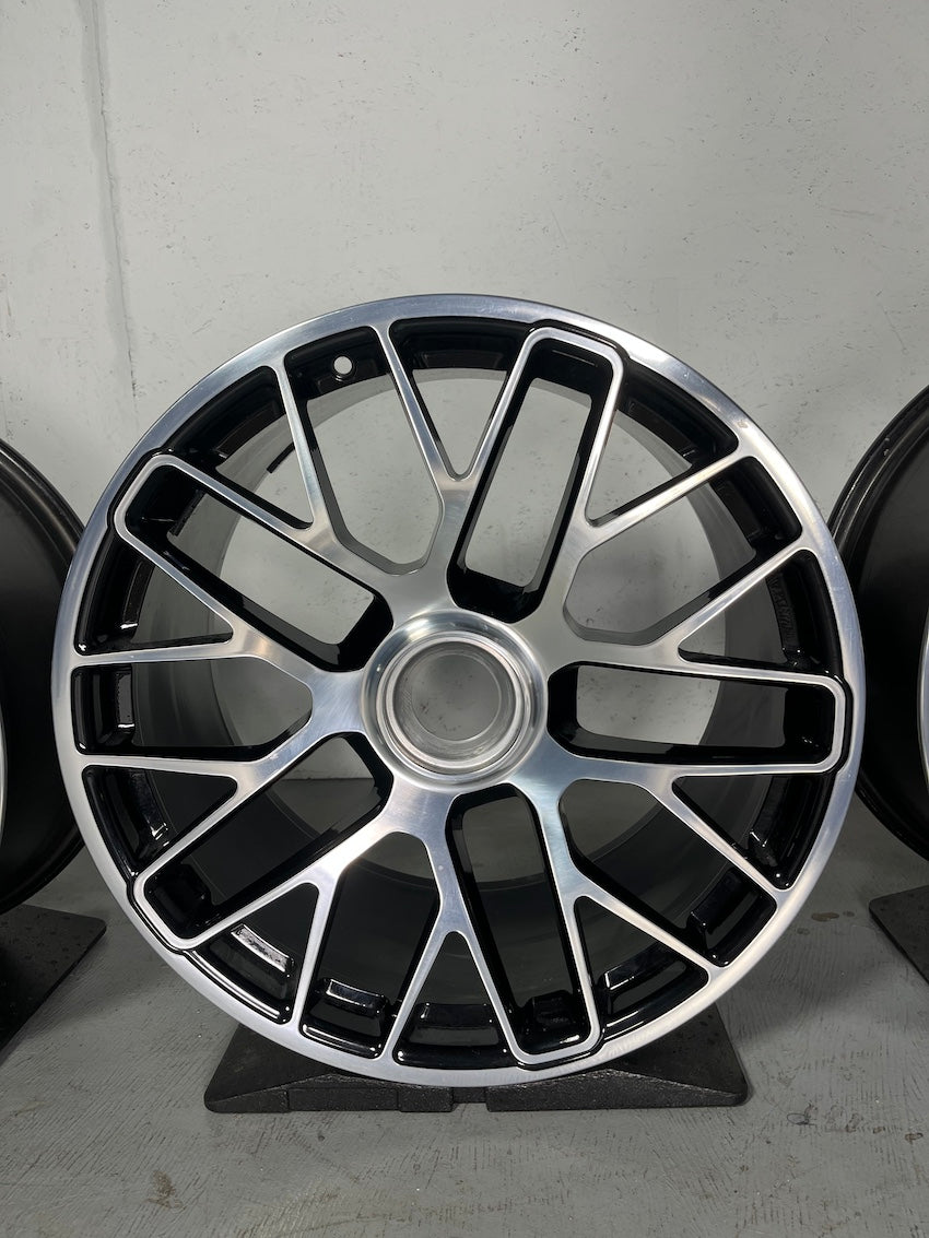 Porsche 991.2 20 Zoll GTS Winter Felgen Turbo S neuwertig ORIGINAL