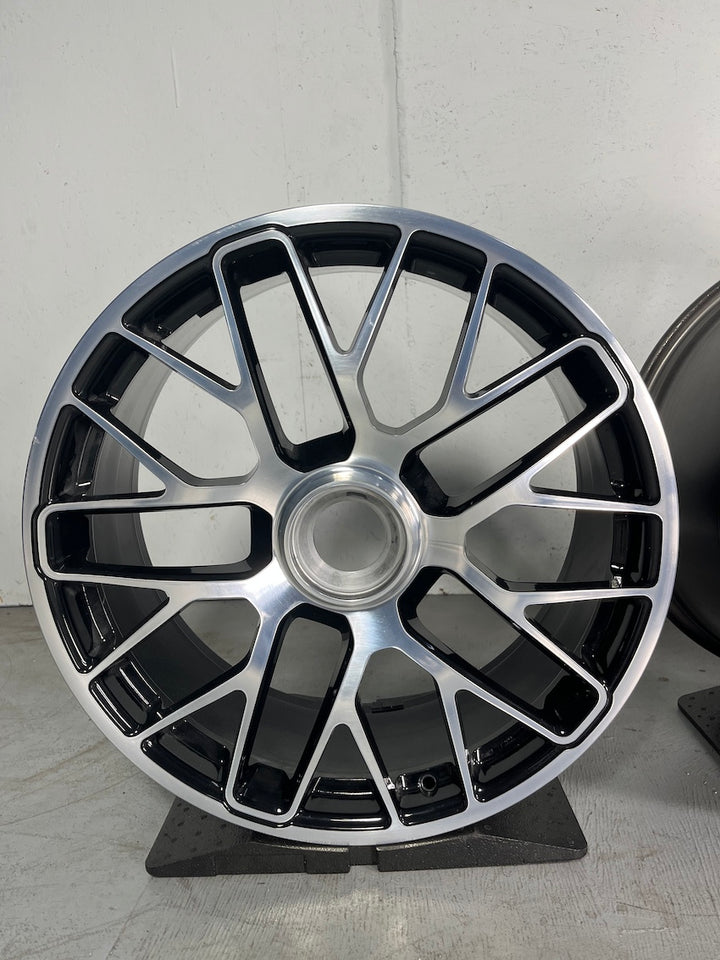 Porsche 991.2 20 Zoll GTS Winter Felgen Turbo S neuwertig ORIGINAL