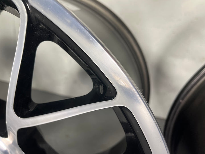 Porsche 991.2 20 Zoll GTS Winter Felgen Turbo S neuwertig ORIGINAL