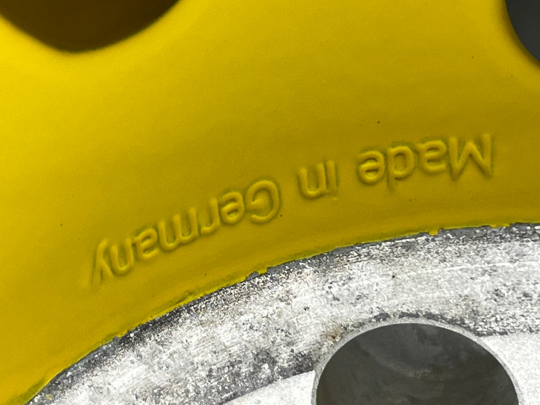 Porsche 991.2 20 Zoll GTS Winter Räder Pirelli speedgelb Turbo S