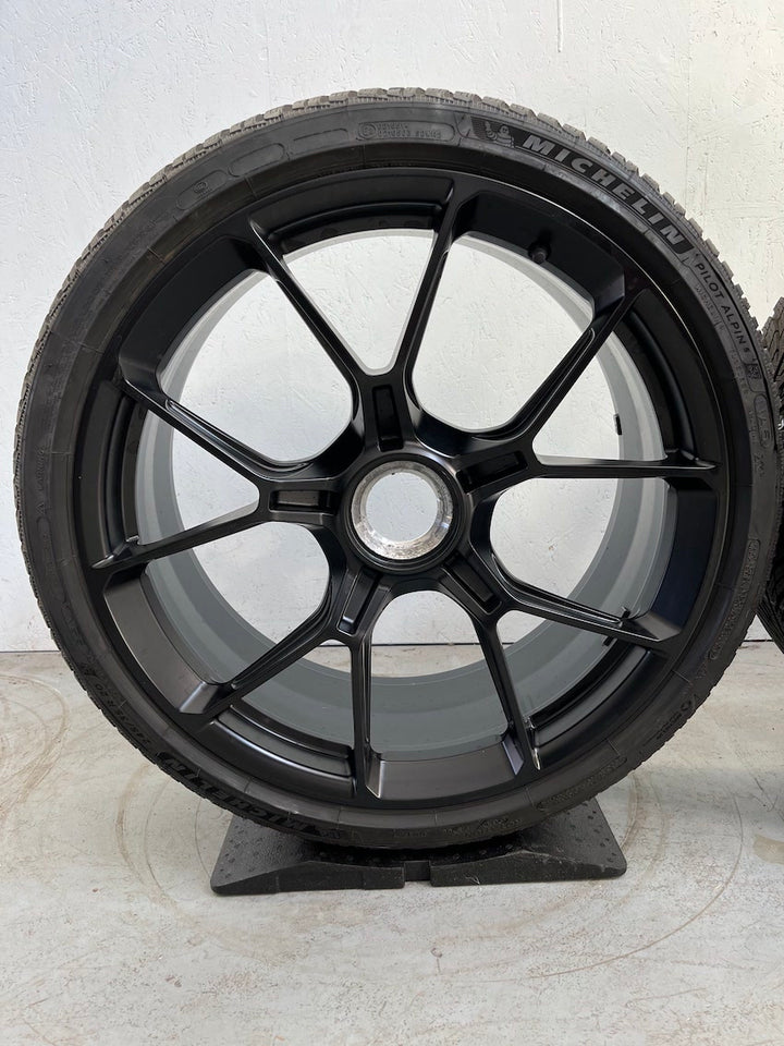 Porsche 992 GT3 20 21 Zoll Winter Räder Michelin 6-7mm TOP