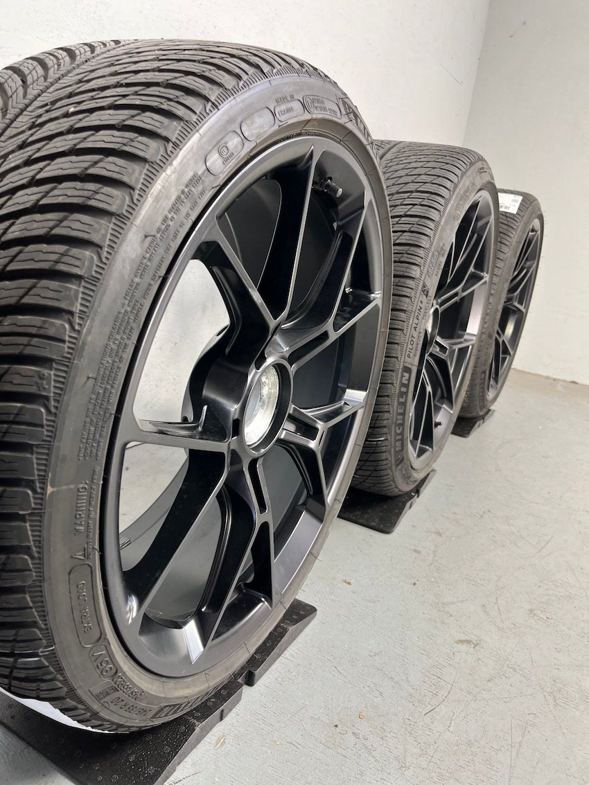 Porsche 992.2 GT3 20 21 Zoll Winter Räder Michelin DOT2025 neuwertig