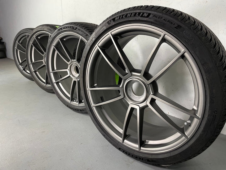 Porsche 992 20 21 Zoll Turbo S Winter Räder Michelin PLATINUM TOP