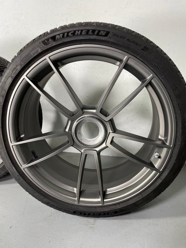 Porsche 992 20 21 Zoll Turbo S Winter Räder Michelin PLATINUM TOP