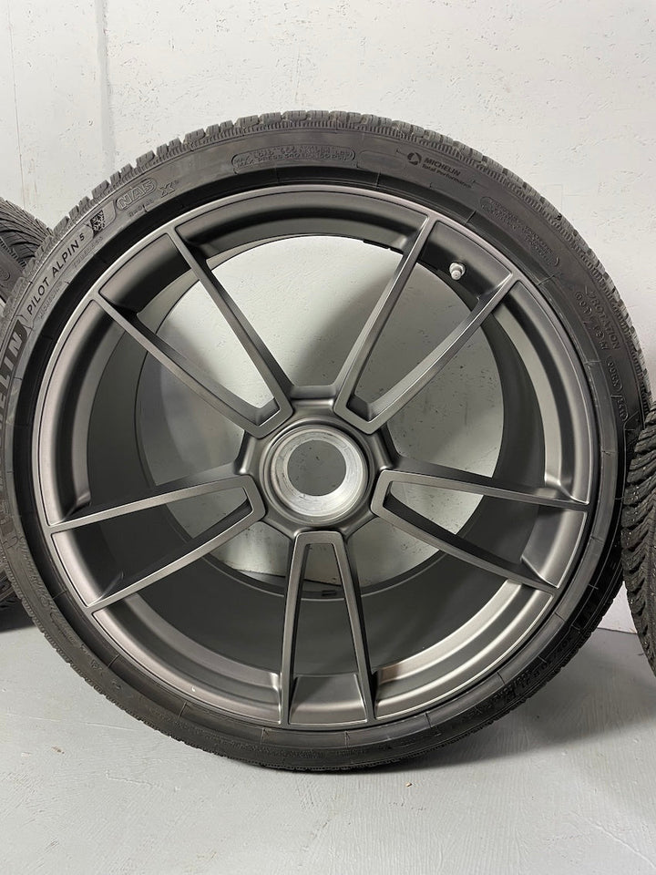 Porsche 992 20 21 Zoll Turbo S Winter Räder Michelin PLATINUM TOP
