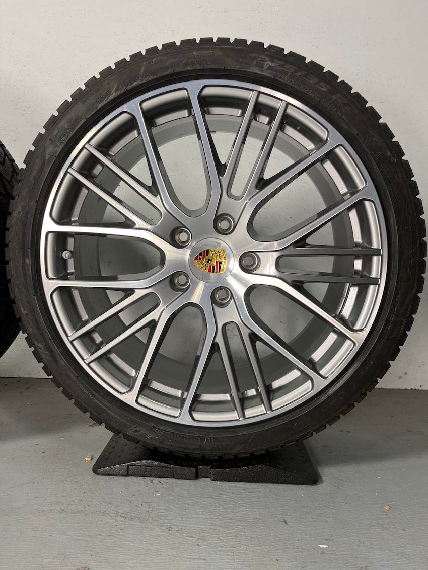 Porsche Panamera 971 21 Zoll Exclusive Design Sport Winter Pirelli DOT2021 7mm
