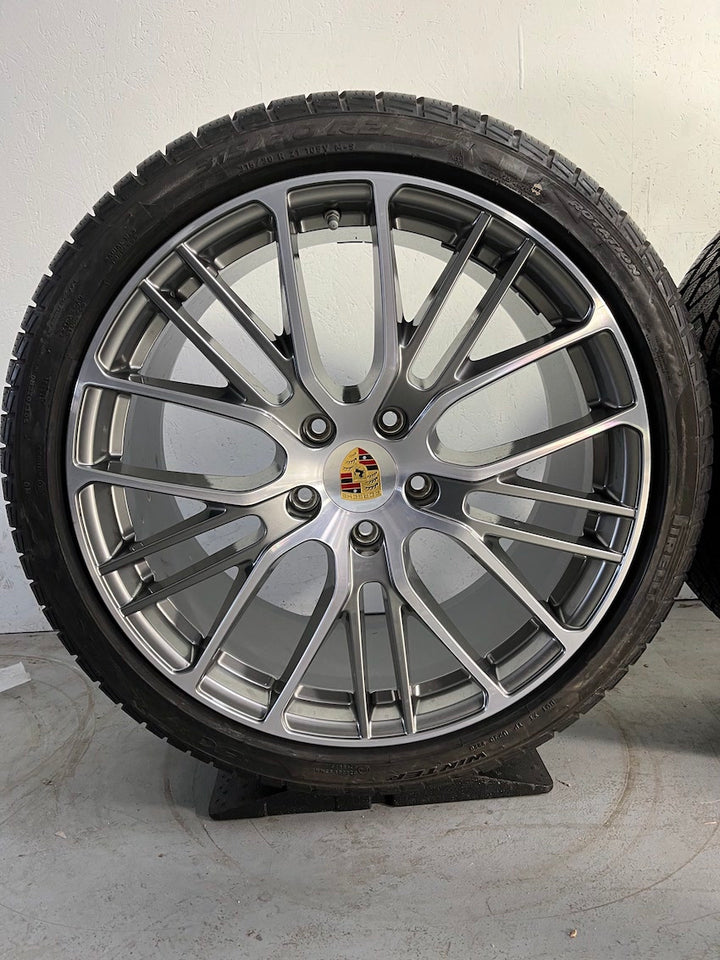 Porsche Panamera 971 21 Zoll Exclusive Design Sport Winter Pirelli DOT2021 7mm