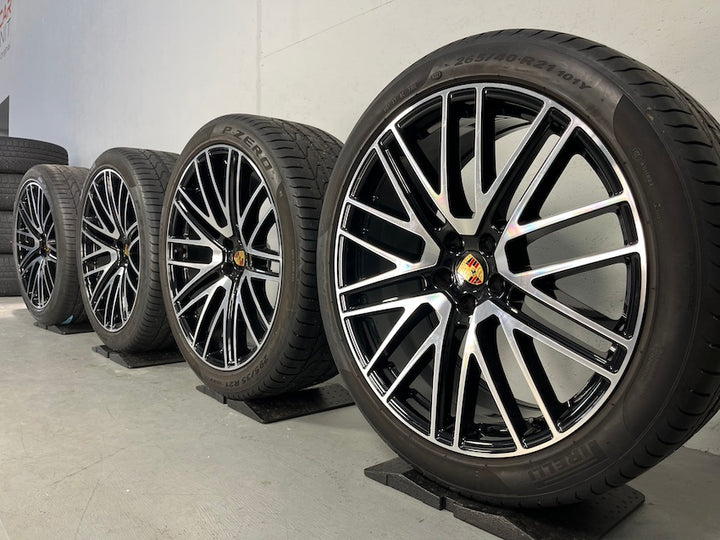 Porsche Macan III 21 Turbo Design Sommer Räder Pirelli TOP 6,5mm