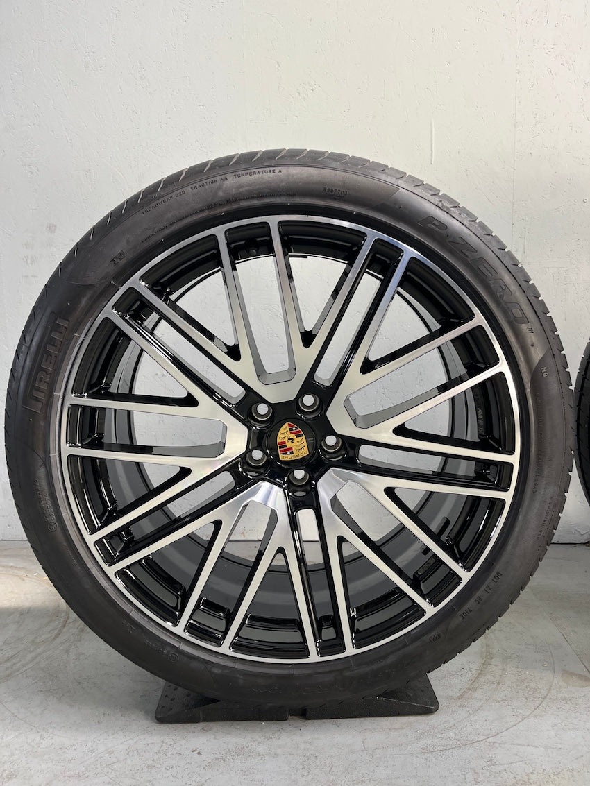Porsche Macan III 21 Turbo Design Sommer Räder Pirelli TOP 6,5mm