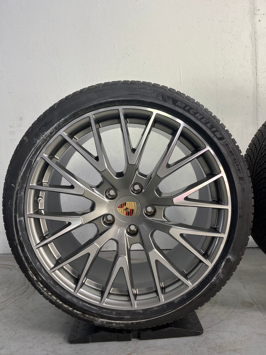 Porsche Panamera G3 976 21 Zoll Exclusive Design Winter Räder Michelin 900Km -18%