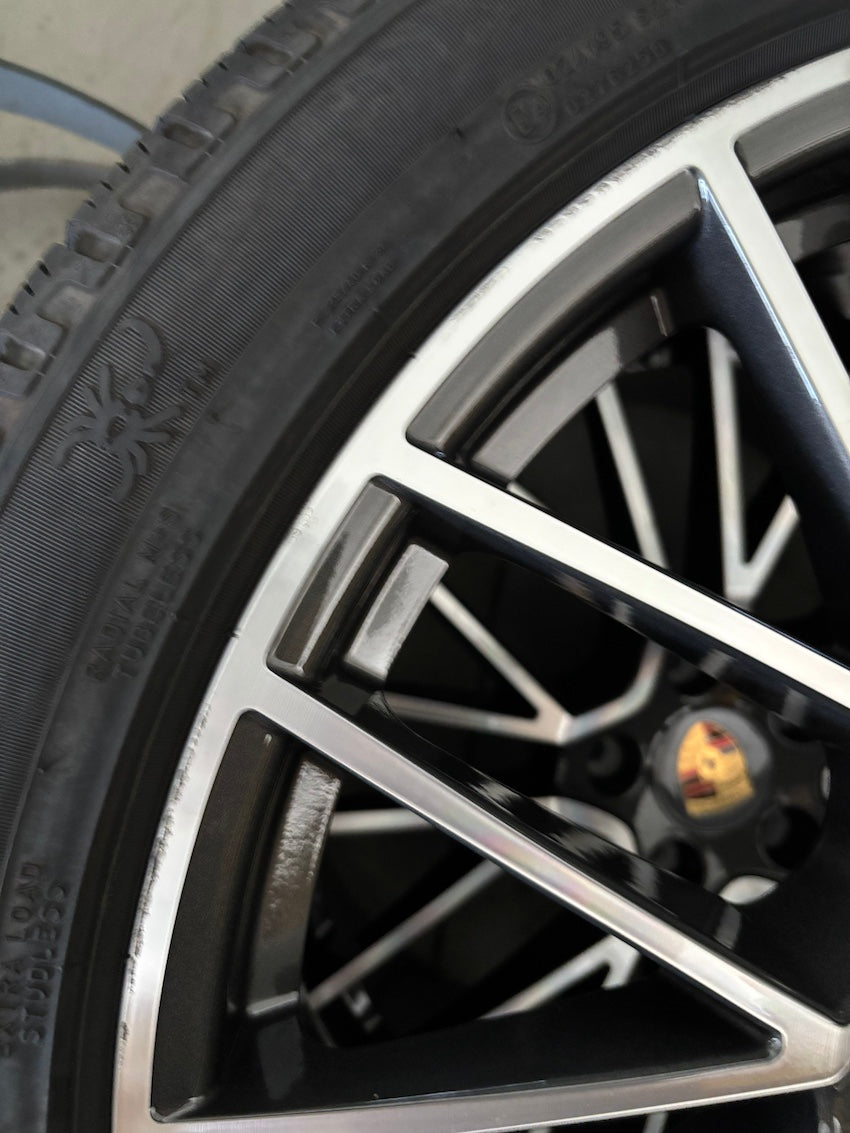 Porsche Cayenne COUPE E3 II 9Y0 21 Zoll RS Spyder Winter Pirelli 7mm TOP