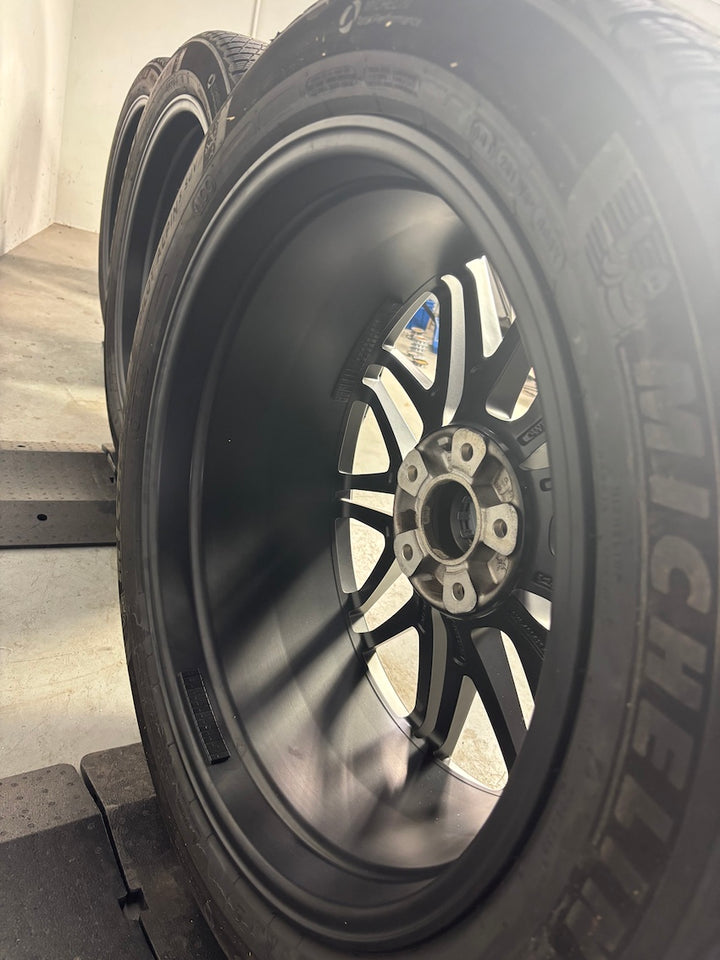 Porsche Cayenne E3 II 9Y0 21 Zoll RS Spyder Winter Michelin anthrazit DOT2025