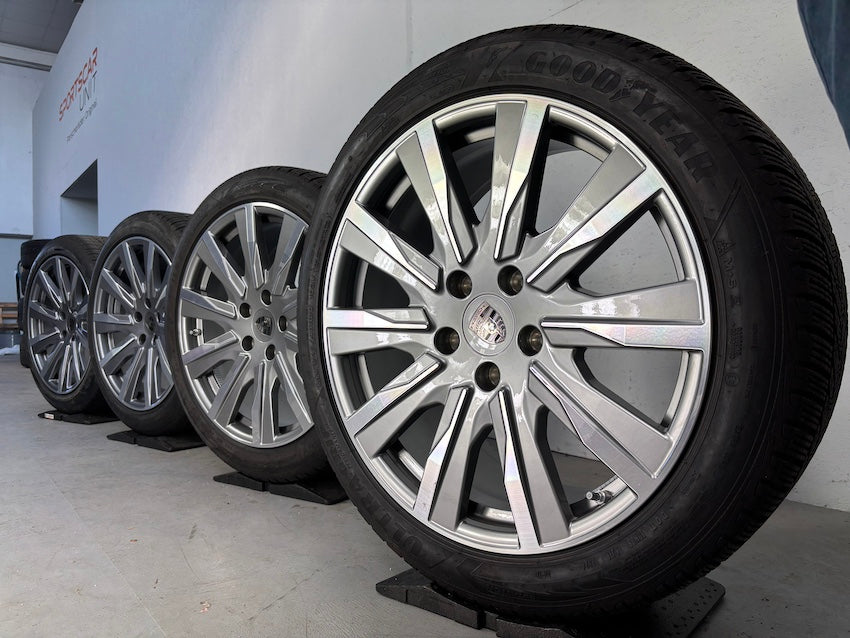 Porsche Taycan J1 II 20 Zoll Tequipment Winter Goodyear DOT2024 -42% NEU