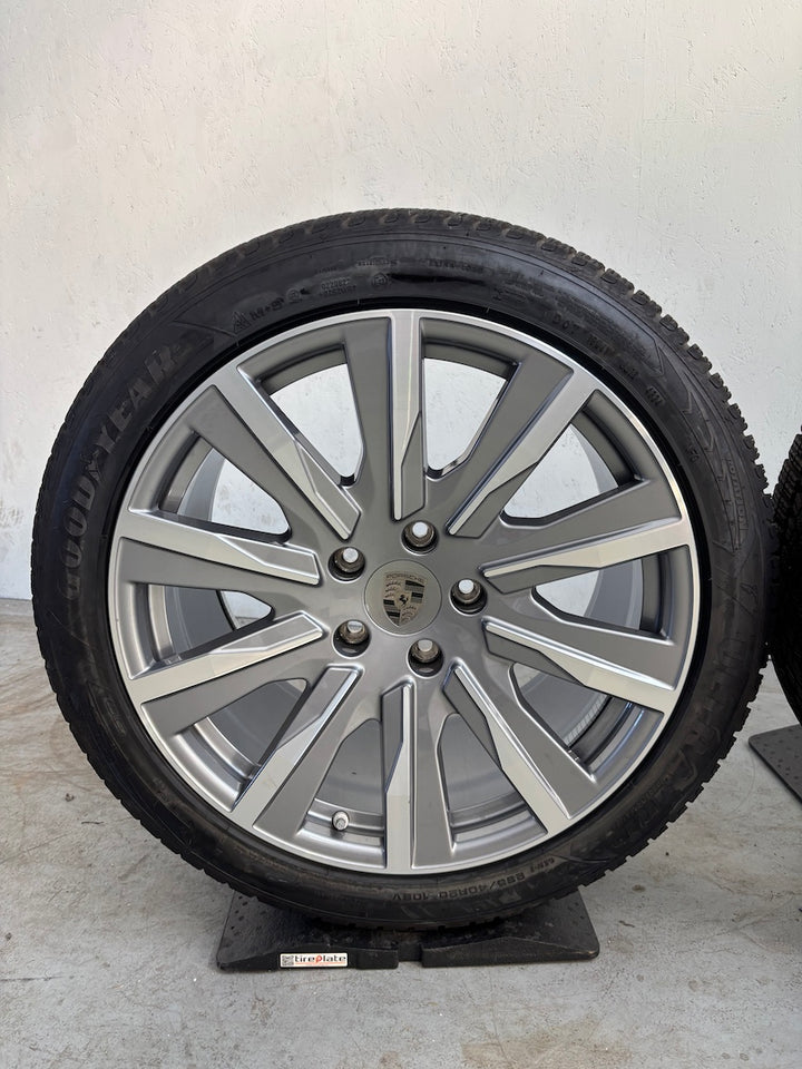 Porsche Taycan J1 II 20 Zoll Tequipment Winter Goodyear DOT2024 -42% NEU