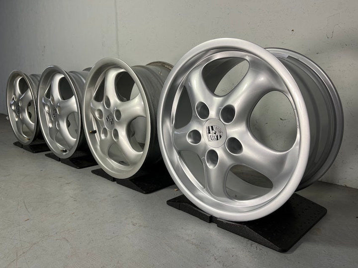 Porsche 968 CS 17 Zoll Cup II Felgen 7,5J+9Jx17 SELTEN 944 928