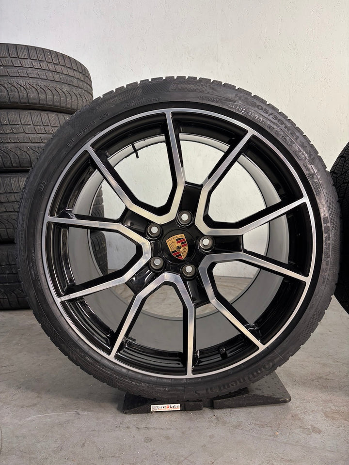 Porsche Taycan J1 II 21 Zoll RS SPYDER Winter Räder Neureifen Continental -20%