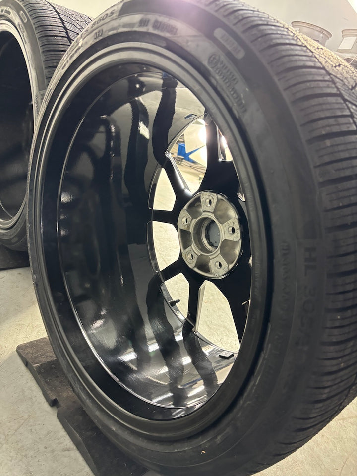 Porsche Taycan J1 II 21 Zoll RS SPYDER Winter Räder Neureifen Continental -20%