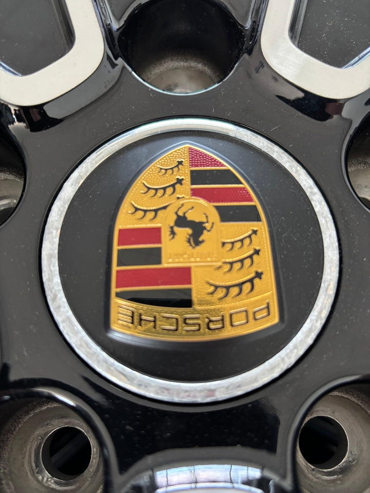 Porsche Taycan 20 Zoll Cross Aero Winterräder Pirelli 2022 6,5-7mm