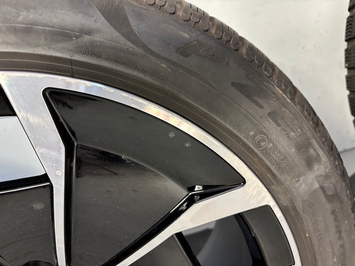 Porsche Taycan 20 Zoll Cross Aero Winterräder Pirelli 2022 6,5-7mm