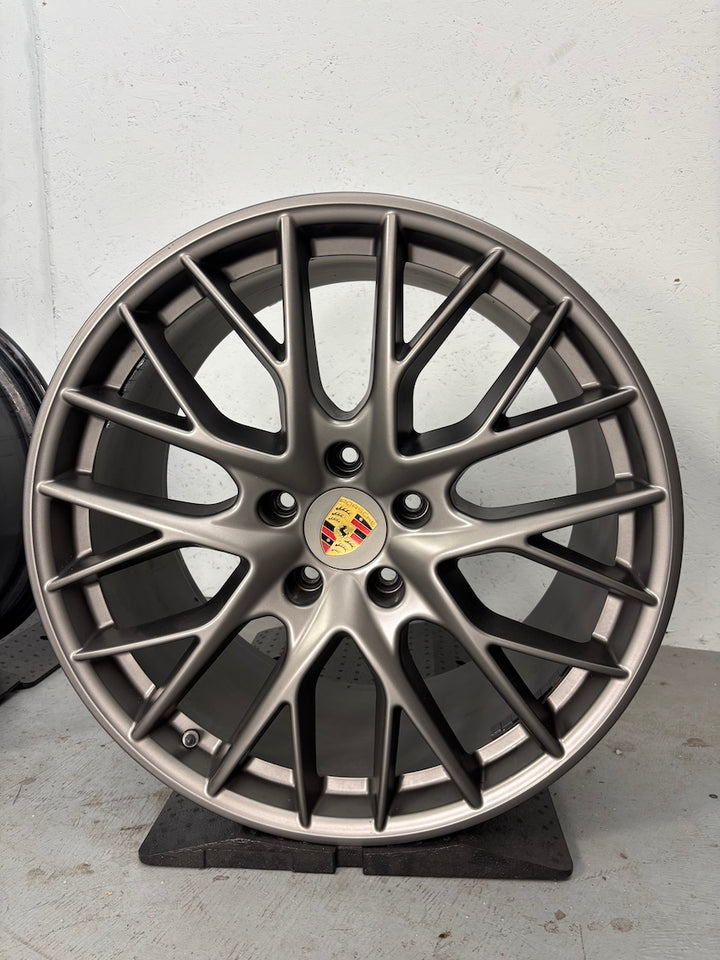 Porsche Panamera 971 21 Zoll Sport Design Sommer Felgen PLATINUM