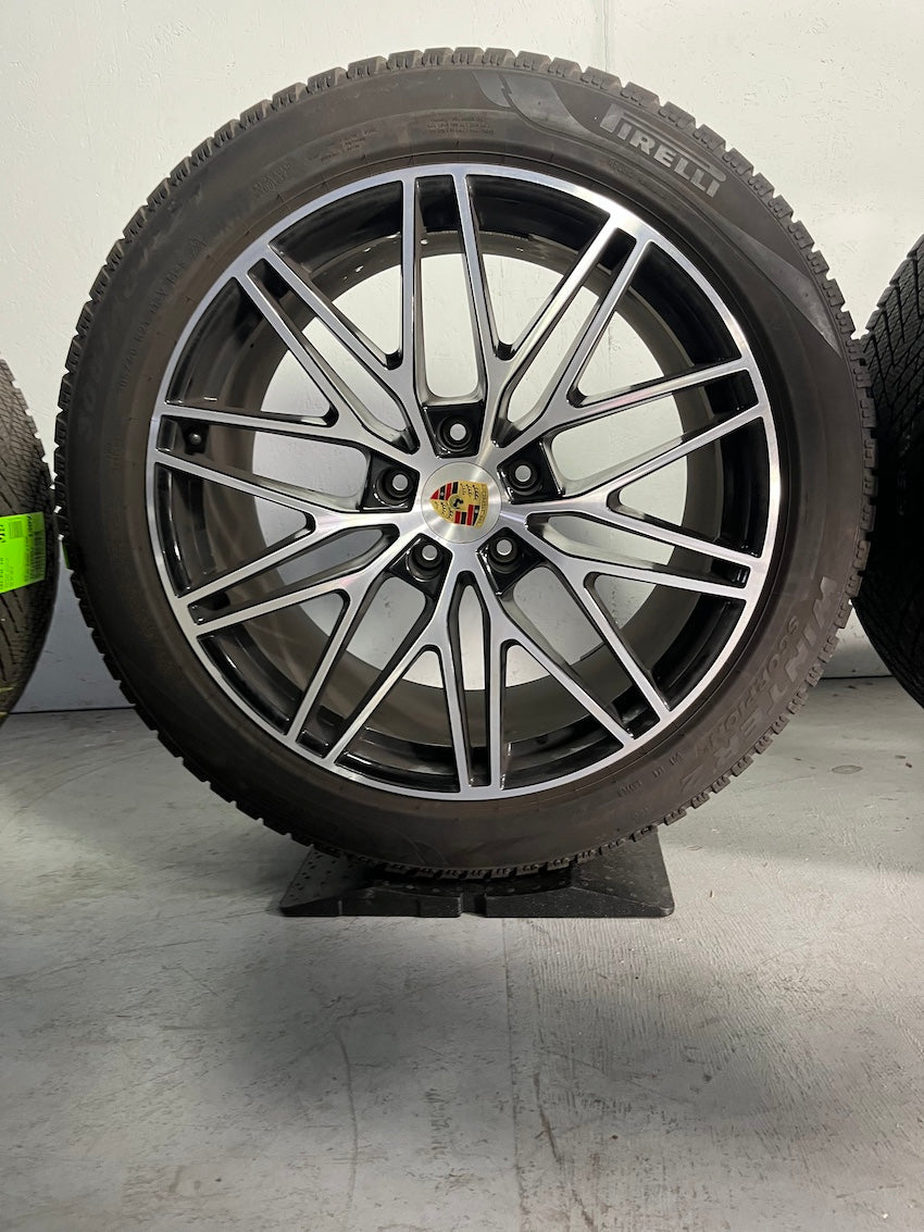 Porsche Cayenne E3 II 9Y0 21 Zoll RS Spyder Winter DOT2024 7mm TOP