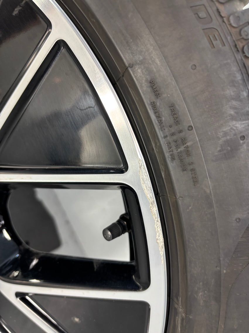 Porsche Taycan J1 20 Zoll TURBO AERO Winterräder Pirelli DOT 2022