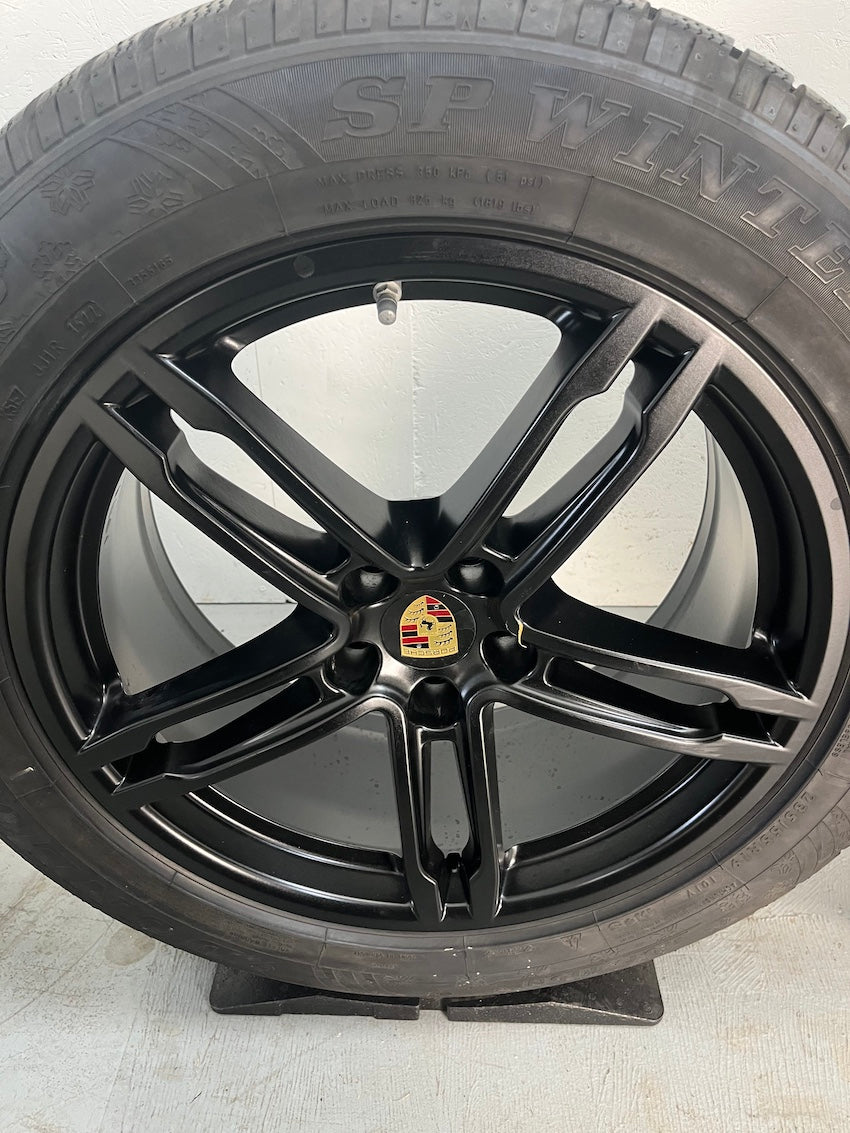 Porsche Macan III + II 19 Zoll Winter Räder Dunlop DOT 2022 7mm